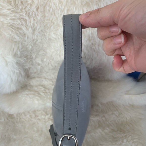 Light grey Coach leather handbag - Picture 4 of 11